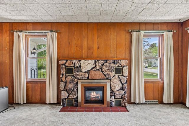 612 Grove Street, Mauston, WI 53948