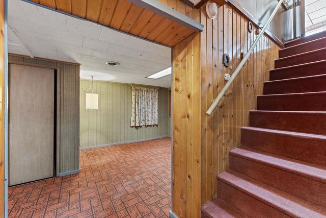612 Grove Street, Mauston, WI 53948