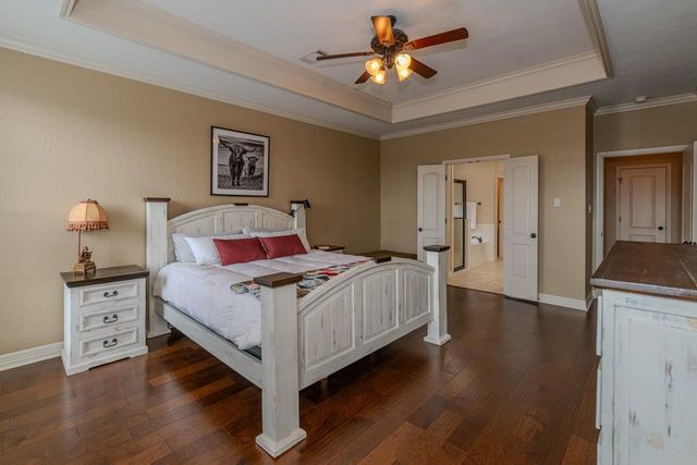 3655 Grayson Ln, Beaumont, TX 77713