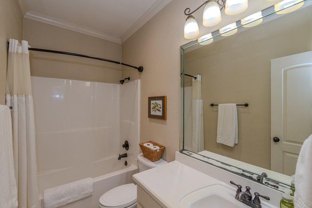 3655 Grayson Ln, Beaumont, TX 77713