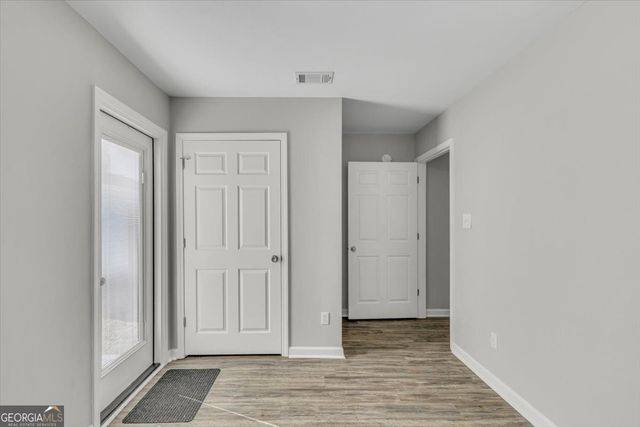 1223 E Waldburg Street, Savannah, GA 31404