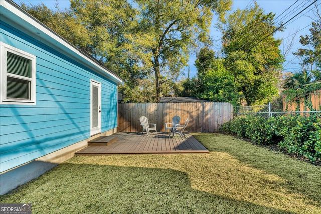 1223 E Waldburg Street, Savannah, GA 31404