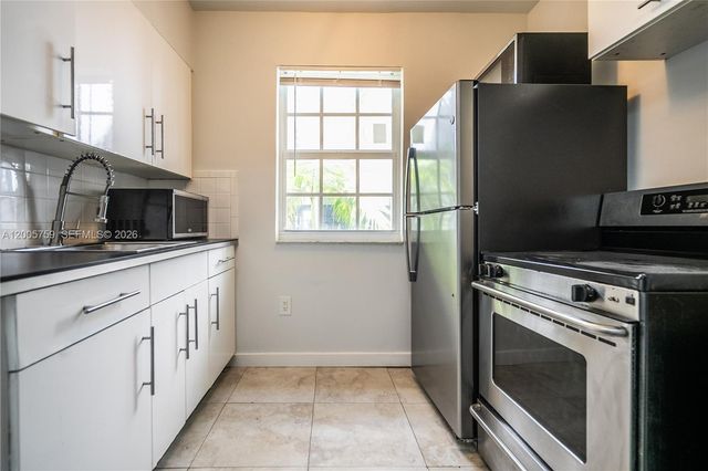 920 Pennsylvania Ave 206, Miami Beach, FL 33139