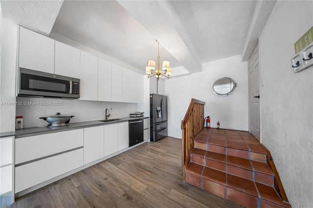 316 North Drive, Plantation Key, FL 33036