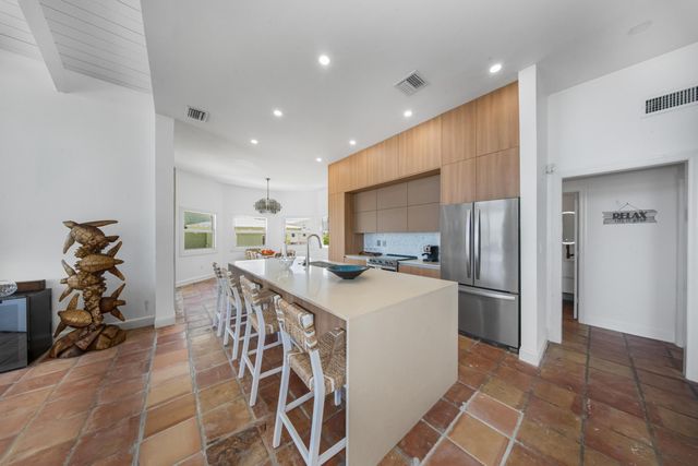 316 North Drive, Plantation Key, FL 33036