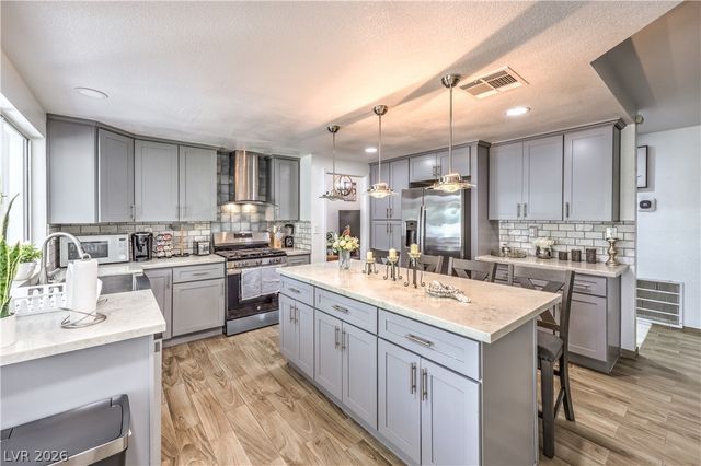 5620 Indian Ridge Drive, North Las Vegas, NV 89031