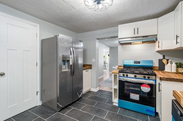 2101 Jones Cir, Nashville, TN 37207