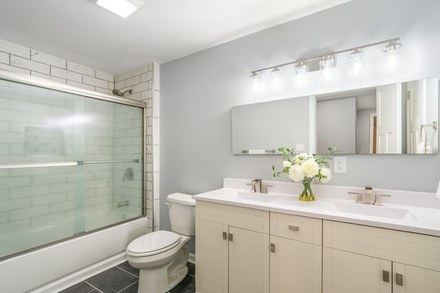 2101 Jones Cir, Nashville, TN 37207