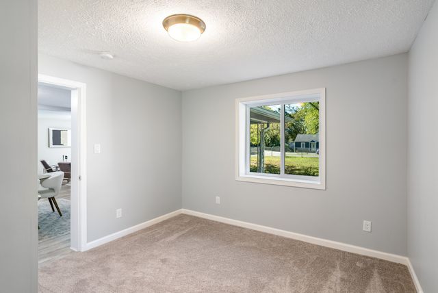 2101 Jones Cir, Nashville, TN 37207