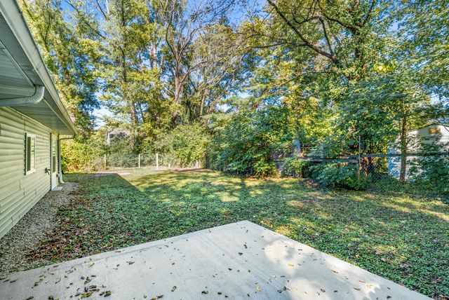 2101 Jones Cir, Nashville, TN 37207