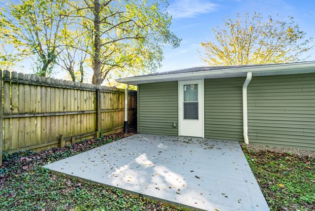 2101 Jones Cir, Nashville, TN 37207