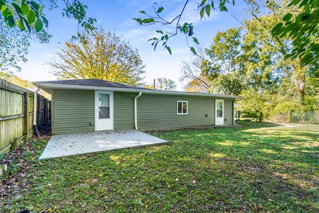 2101 Jones Cir, Nashville, TN 37207