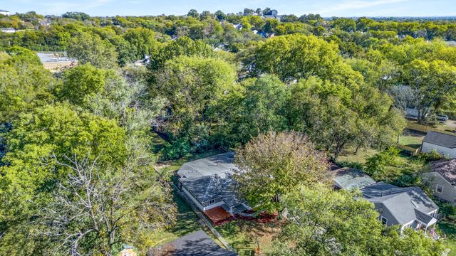 2101 Jones Cir, Nashville, TN 37207