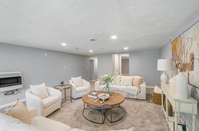 2101 Jones Cir, Nashville, TN 37207