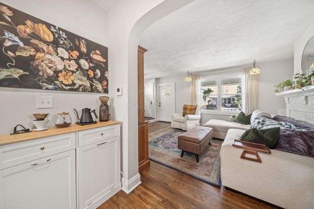 143 E Hinman Avenue, Columbus, OH 43207