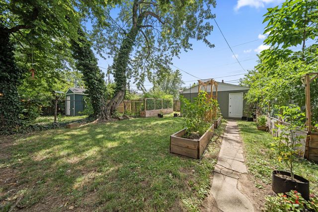 143 E Hinman Avenue, Columbus, OH 43207