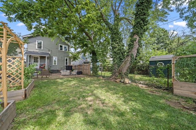 143 E Hinman Avenue, Columbus, OH 43207