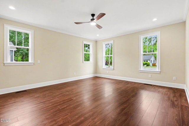 420 W Corbin Street, Hillsborough, NC 27278