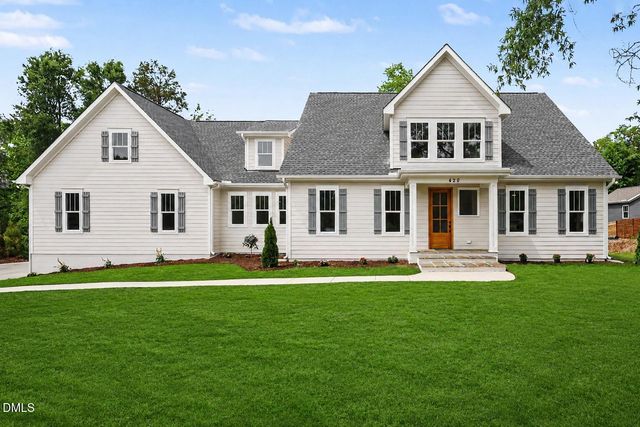 420 W Corbin Street, Hillsborough, NC 27278