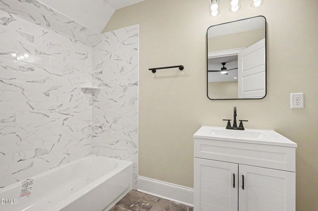 420 W Corbin Street, Hillsborough, NC 27278