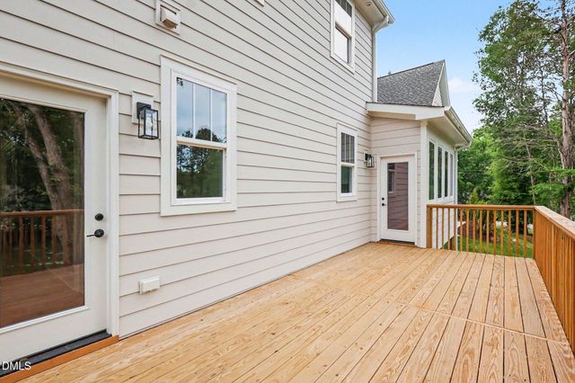 420 W Corbin Street, Hillsborough, NC 27278