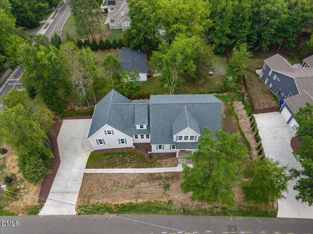 420 W Corbin Street, Hillsborough, NC 27278