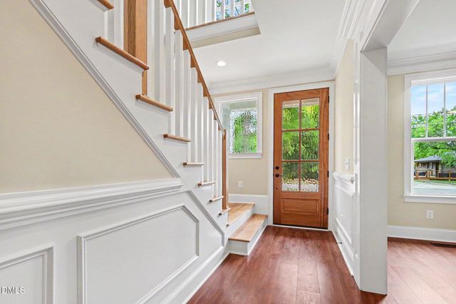 420 W Corbin Street, Hillsborough, NC 27278