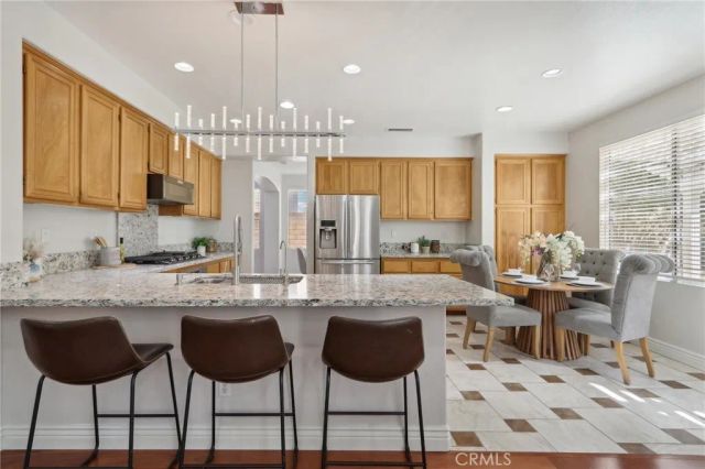 28996 Garnet Canyon Drive, Saugus, CA 91390