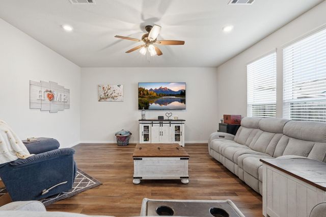 23834 Thistle Spud Lane, Hockley, TX 77447