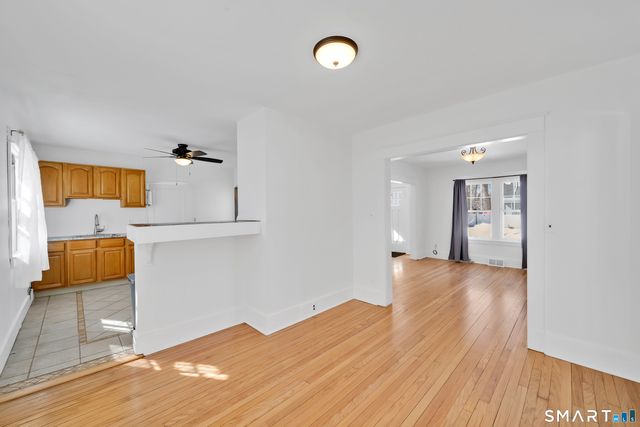 16 Goodsell Street, West Hartford, CT 06110