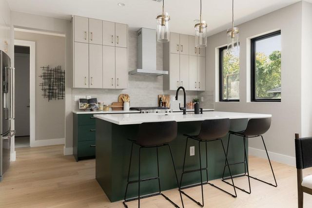 1401 E 3rd ST 1, Austin, TX 78702