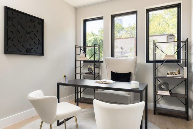 1401 E 3rd ST 1, Austin, TX 78702