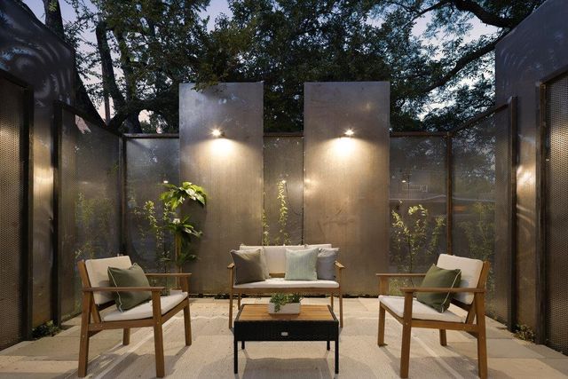 1401 E 3rd ST 1, Austin, TX 78702