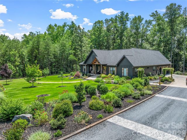 1844 Golf Course Road, Columbus, NC 28722