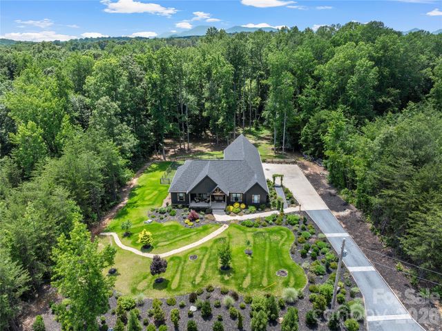 1844 Golf Course Road, Columbus, NC 28722