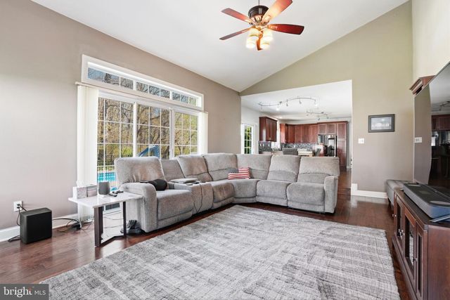 12 WYCKLOW DR, Robbinsville, NJ 08691