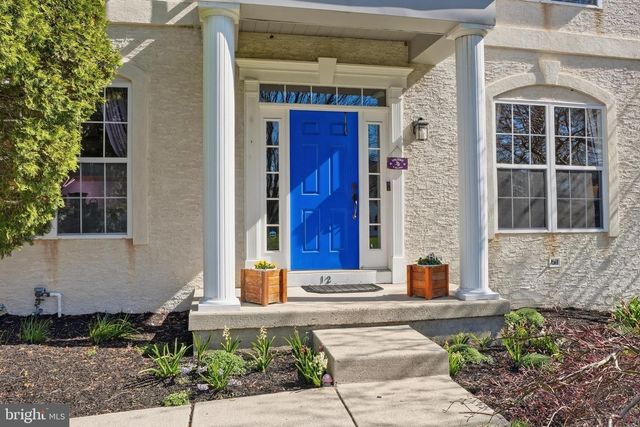 12 WYCKLOW DR, Robbinsville, NJ 08691