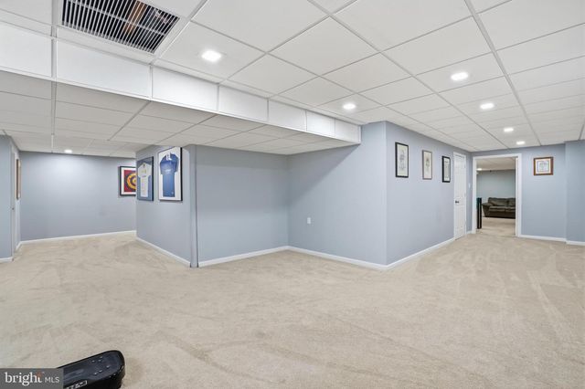 12 WYCKLOW DR, Robbinsville, NJ 08691