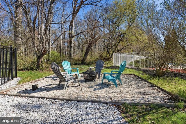 12 WYCKLOW DR, Robbinsville, NJ 08691