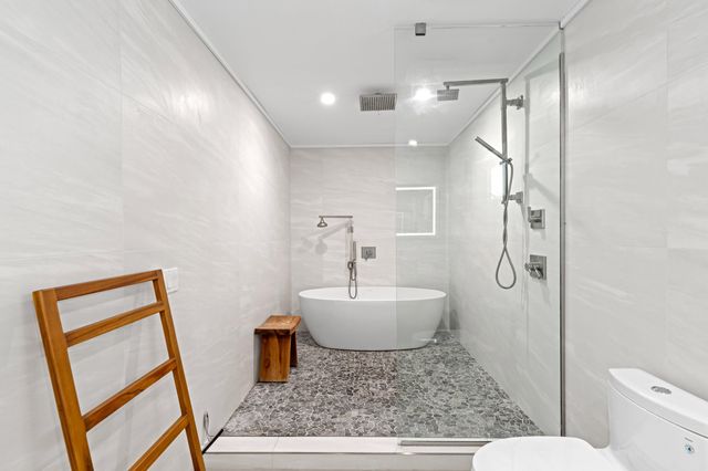 383 Denny Court, Boca Raton, FL 33486