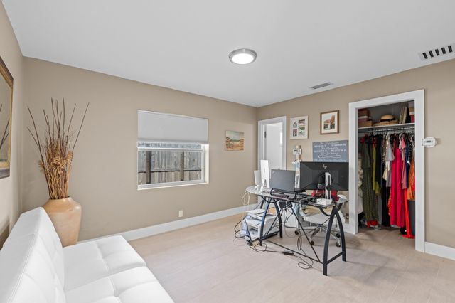 383 Denny Court, Boca Raton, FL 33486