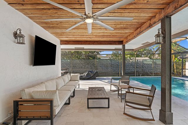 383 Denny Court, Boca Raton, FL 33486