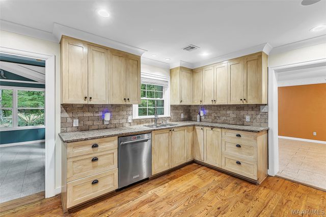 104 Camellia Street, Wetumpka, AL 36092