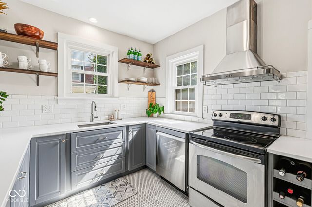 6059 N Park Avenue, Indianapolis, IN 46220