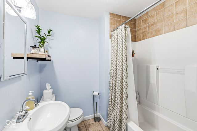 6059 N Park Avenue, Indianapolis, IN 46220