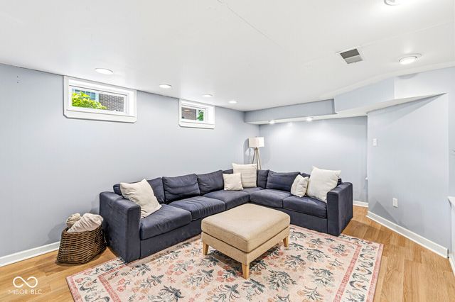 6059 N Park Avenue, Indianapolis, IN 46220