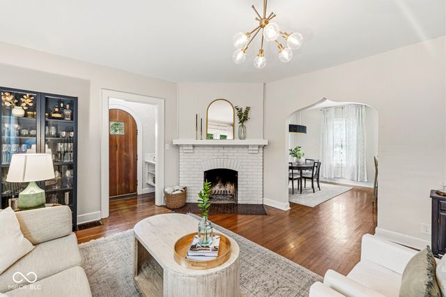 6059 N Park Avenue, Indianapolis, IN 46220