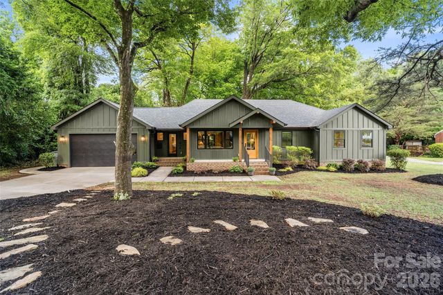1542 Carolyn Drive, Charlotte, NC 28205