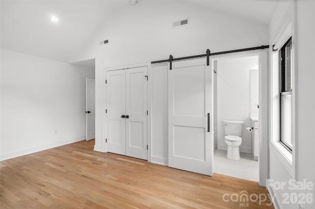 1542 Carolyn Drive, Charlotte, NC 28205