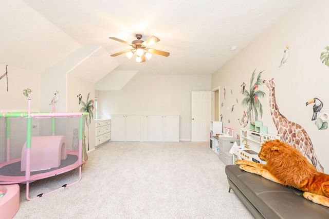 34 S Hawthorne Hollow Circle, The Woodlands, TX 77384